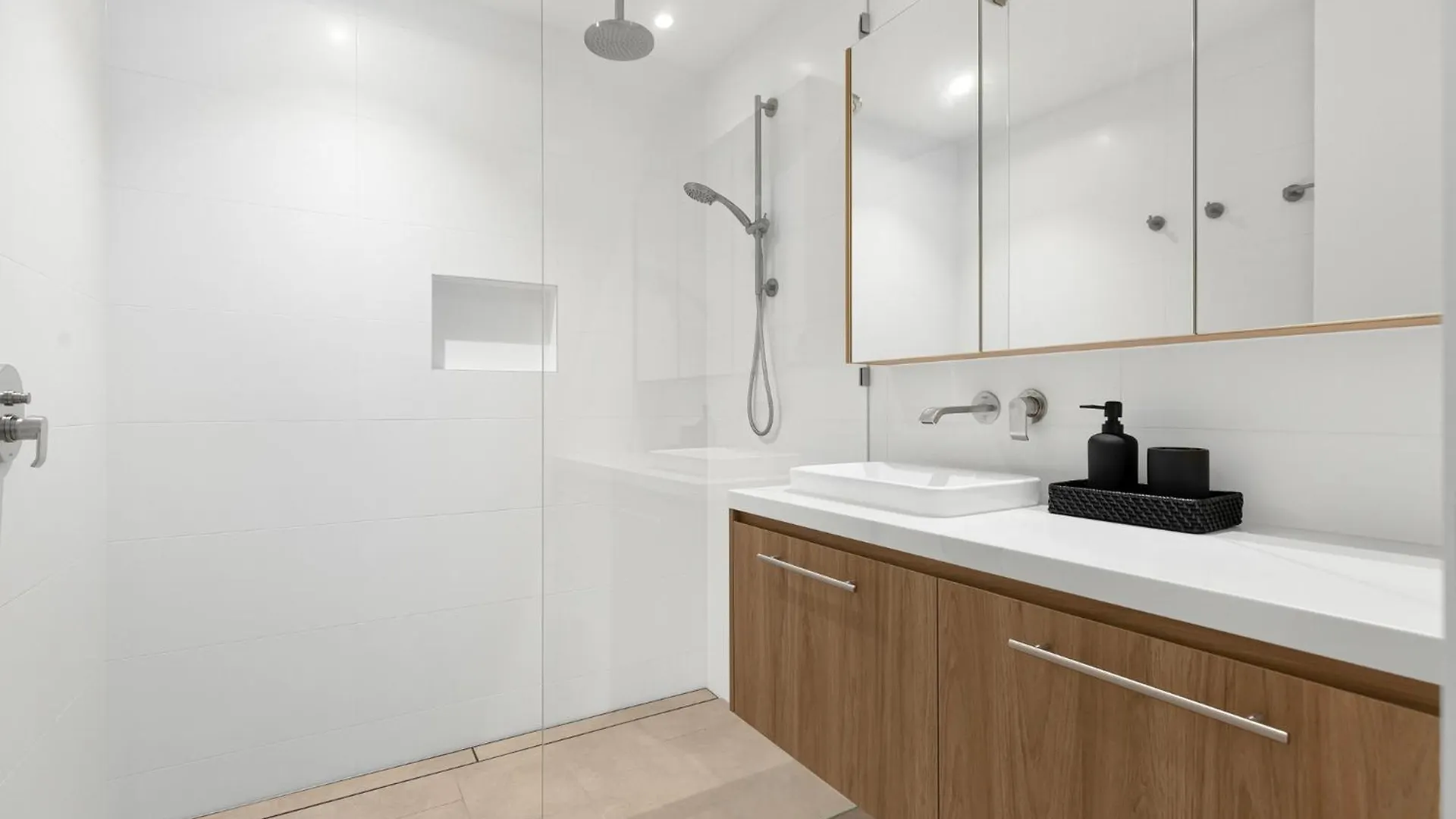 Seanna Residences Bokarina Beach Palmview 0*,
