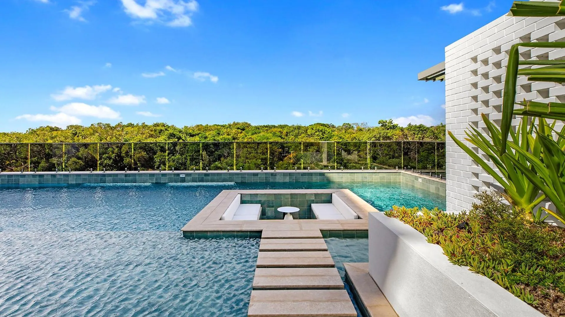 Szálloda Seanna Residences Bokarina Beach Palmview